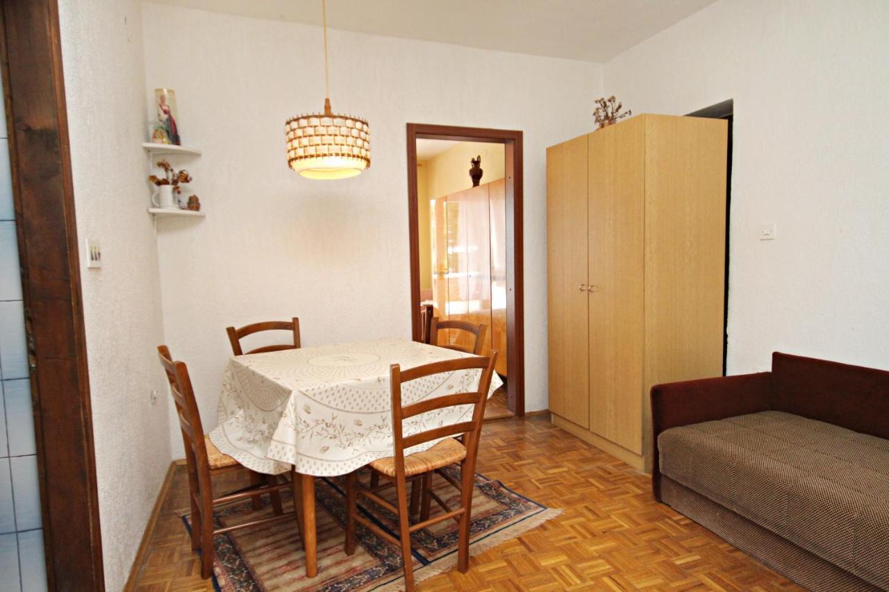 Apartments By The Sea Novi Vinodolski - 5558 المظهر الخارجي الصورة